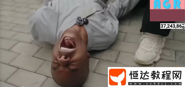 甲亢哥打破CNN賽博濾鏡