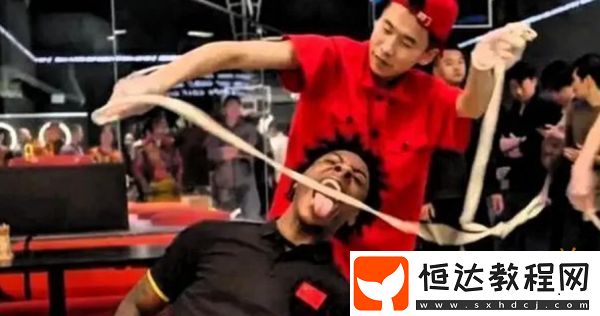 甲亢哥打破CNN賽博濾鏡